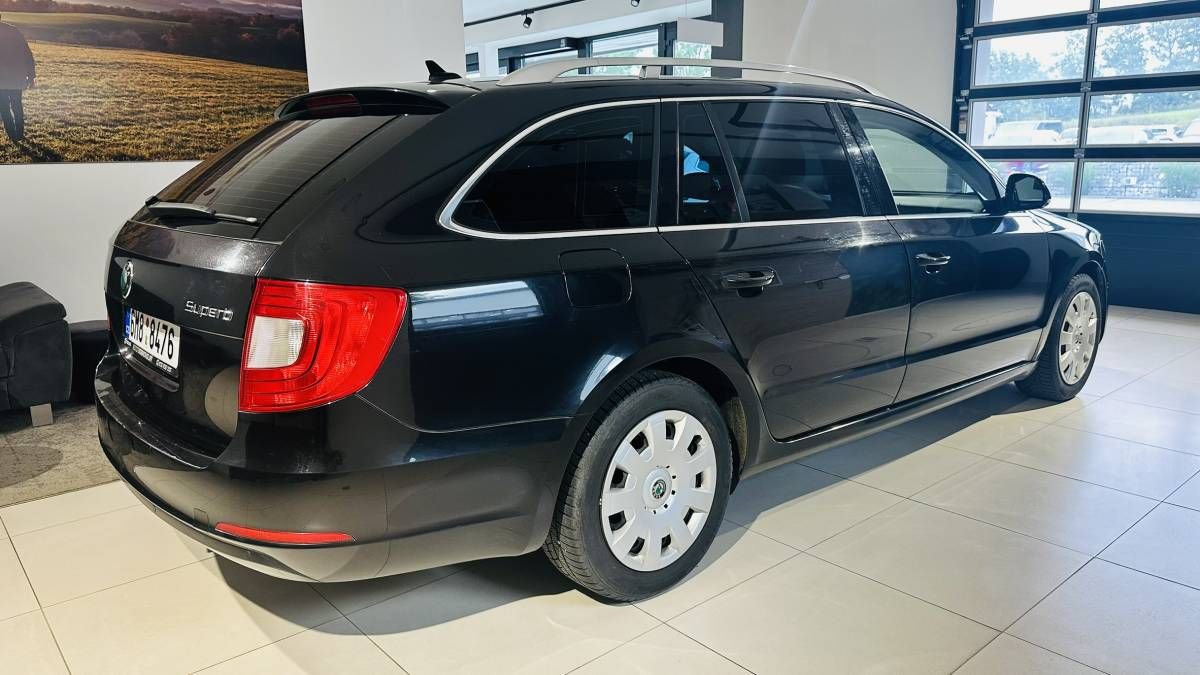 Škoda Superb, Combi Ambition 1,8 TSI 118kW M - fotka 4