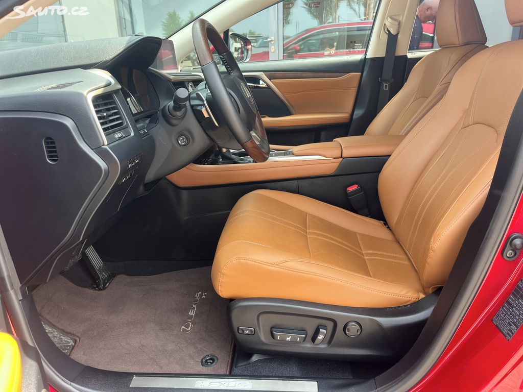 Lexus RX, fotka 11