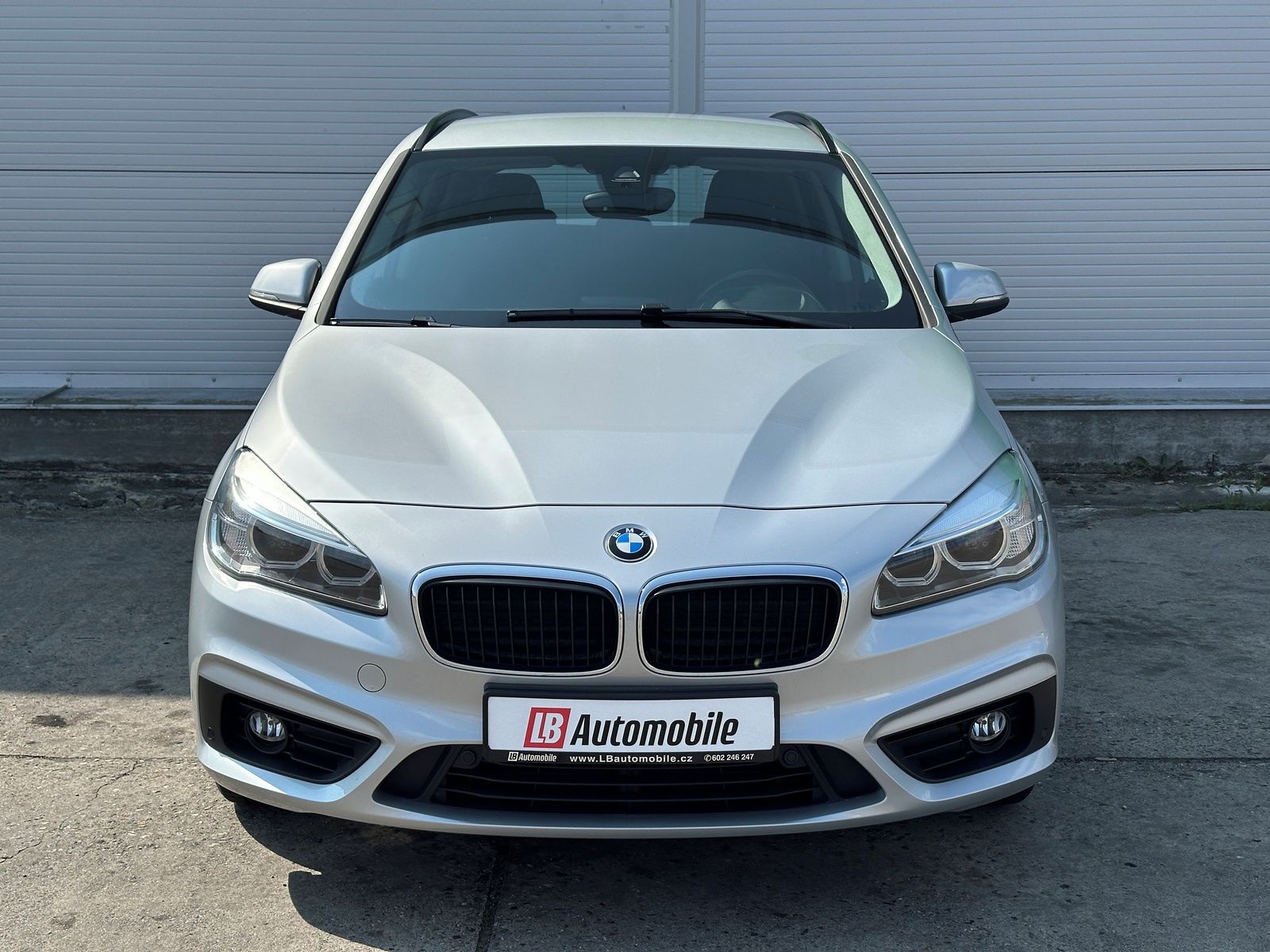 BMW Řada 2, 1.5 218i Active Tourer NAVI - fotka 2