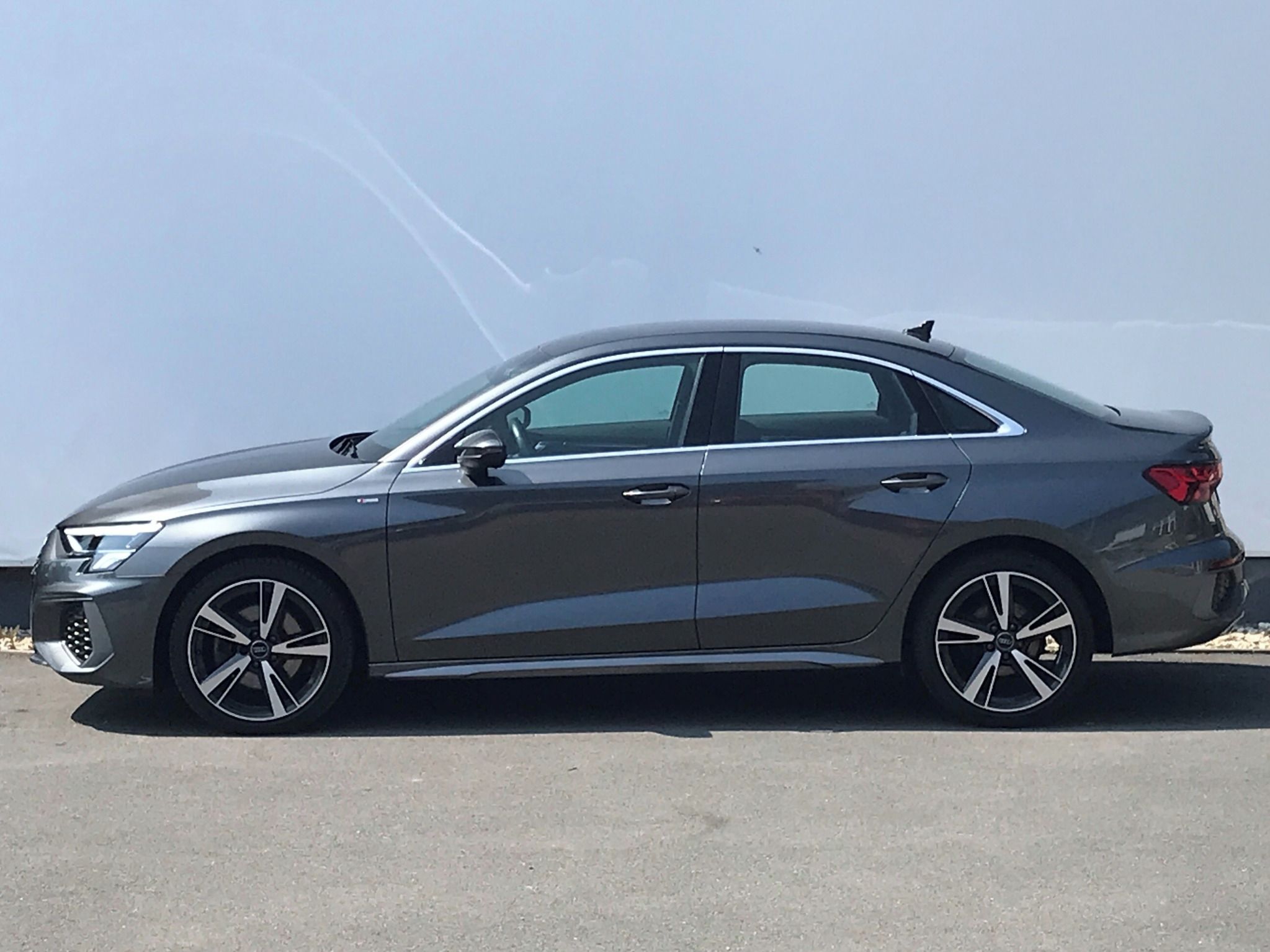 Audi A3, 35 2,0TDi 110kW 7°StronicSline - fotka 3