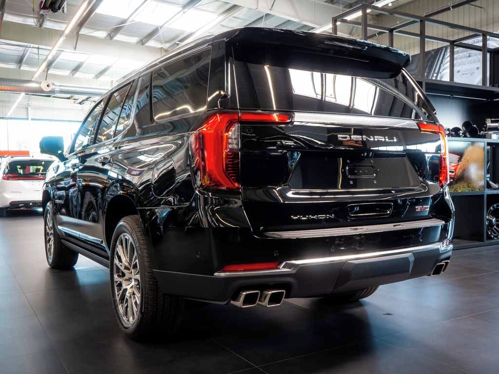 GMC Yukon, 6.2 V8 Denali Reserve Package - fotka 3