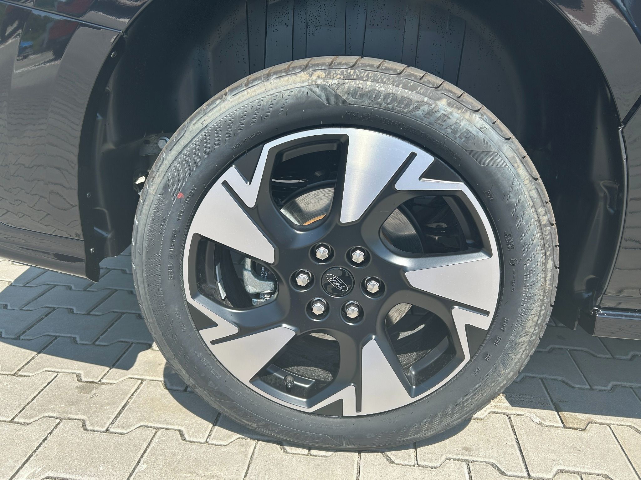 Ford Tourneo Custom, 2.0 EcoBlue 125 kW Sport L1 - fotka 5