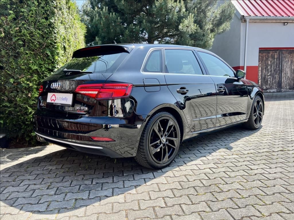 Audi A3, 35 TFSi  LED  KLIMA  110kw - fotka 5