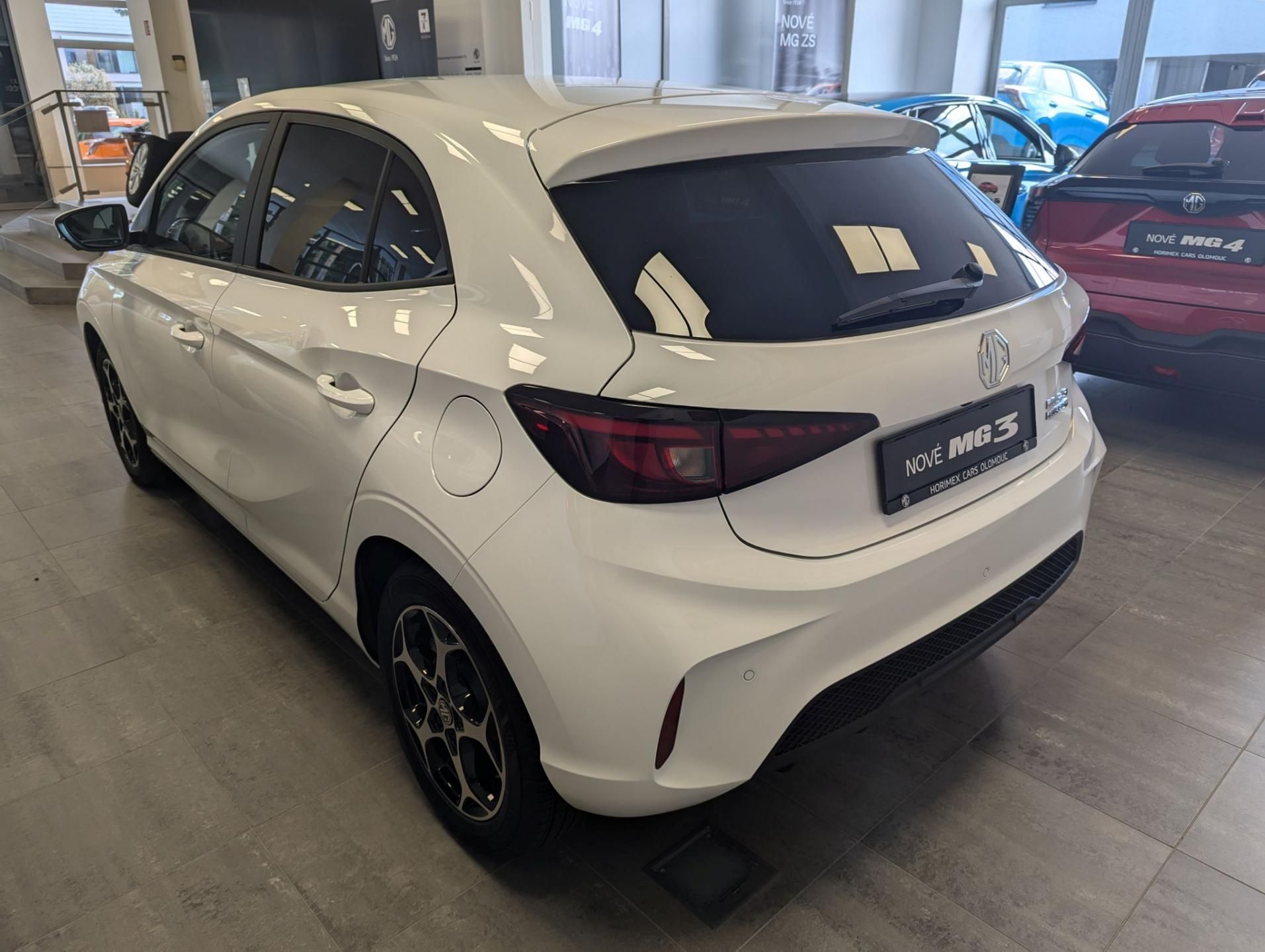 MG MG3, 1.5 EMOTION Hybrid+ 195 koní - fotka 3