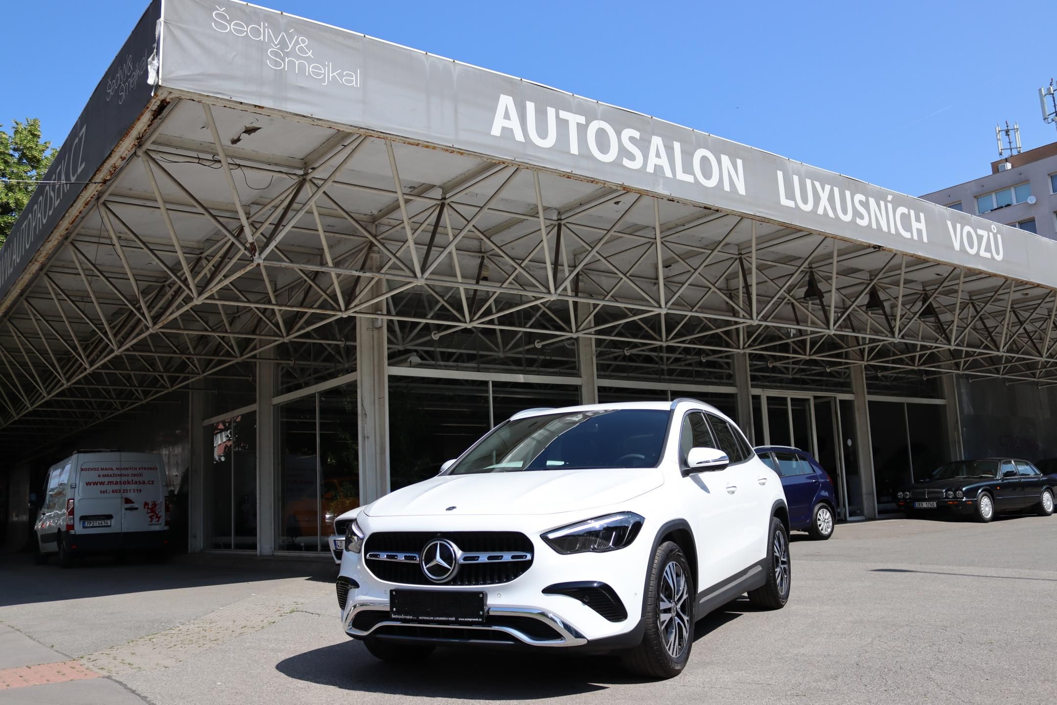 Mercedes-Benz GLA, 180 PROGRESSIVE 100kW