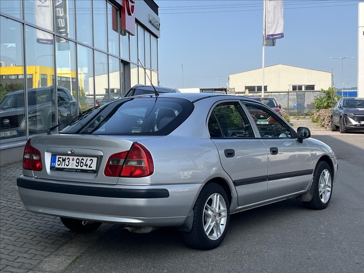 Mitsubishi Carisma, 1,9 D  Klimatizace - fotka 5