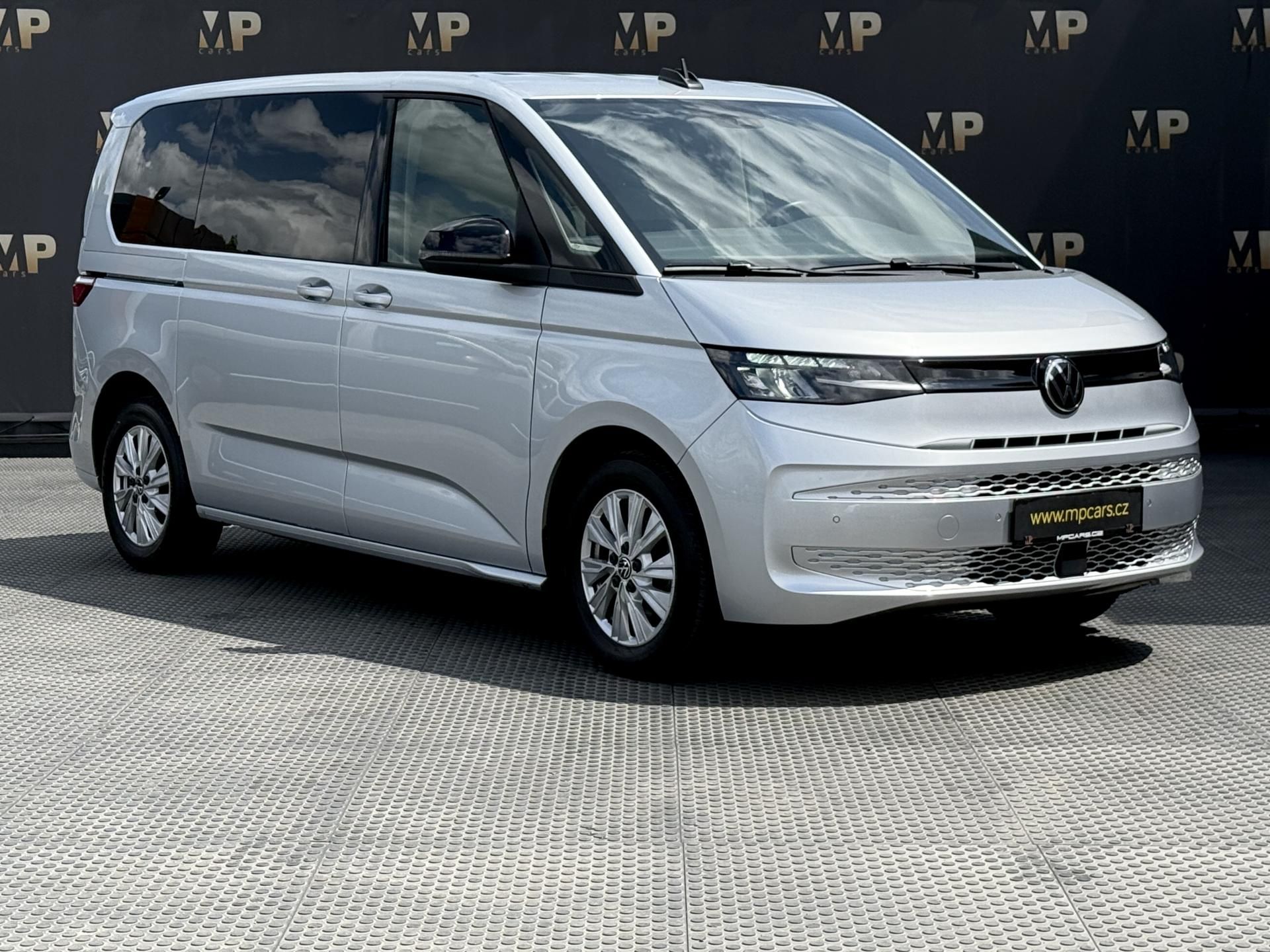 Volkswagen Multivan, T7 2.0TDi DSG,1.Maj,Style, DPH - fotka 3