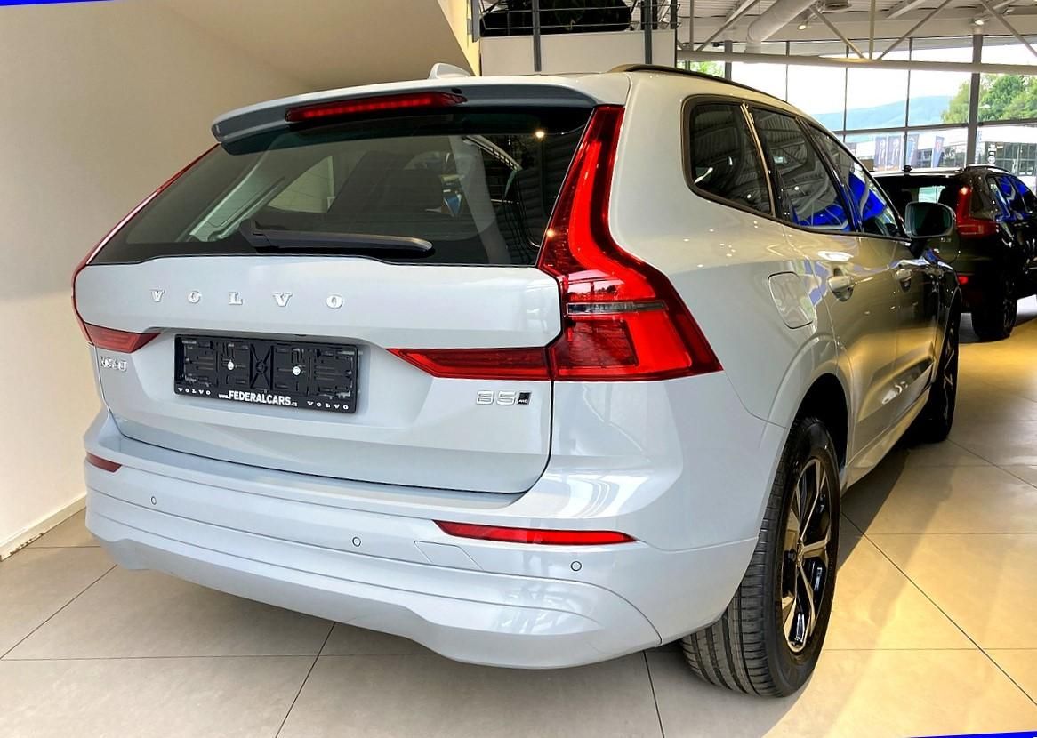 Volvo XC60, B5 AWD NEW 184 KW CORE MY27 - fotka 4