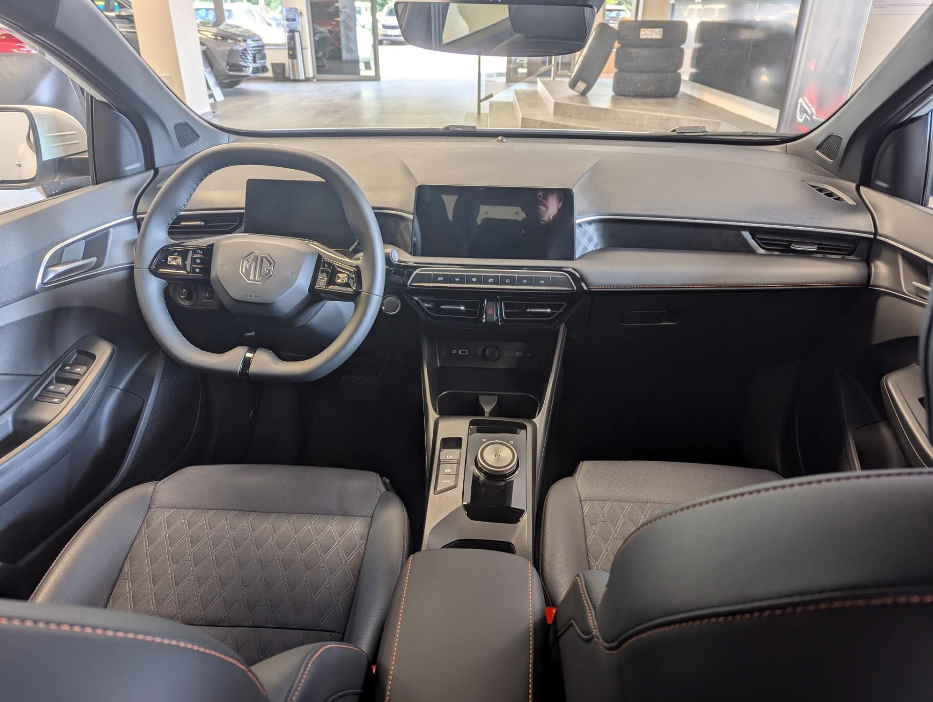 MG MG3, 1.5 EXCLUSIVE Hybrid+ - fotka 2