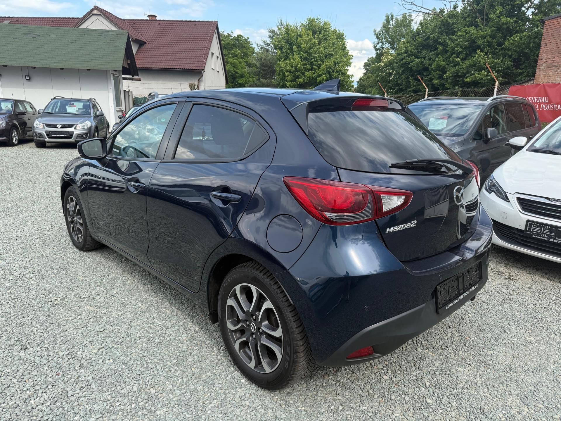 Mazda 2, 1.5 SKYACTIVE - fotka 3