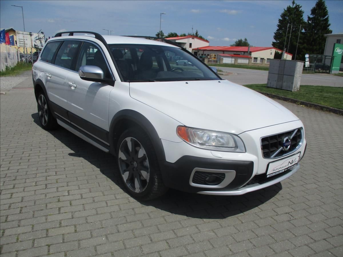Volvo XC70, 2,4 D4 CROSSCOUNTRY AWD GPS XE - fotka 6