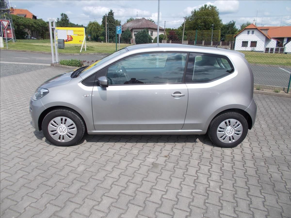 Volkswagen Up!, 1,0 MPI 55 kW KLIMA OK NOVÁ ST - fotka 4