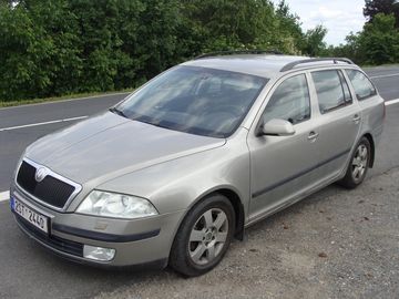 2.0 TDi, 103 kW, DSG, klima