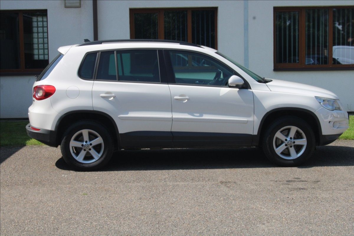 Volkswagen Tiguan, 2,0 TDi 103kW 4Motion - fotka 3