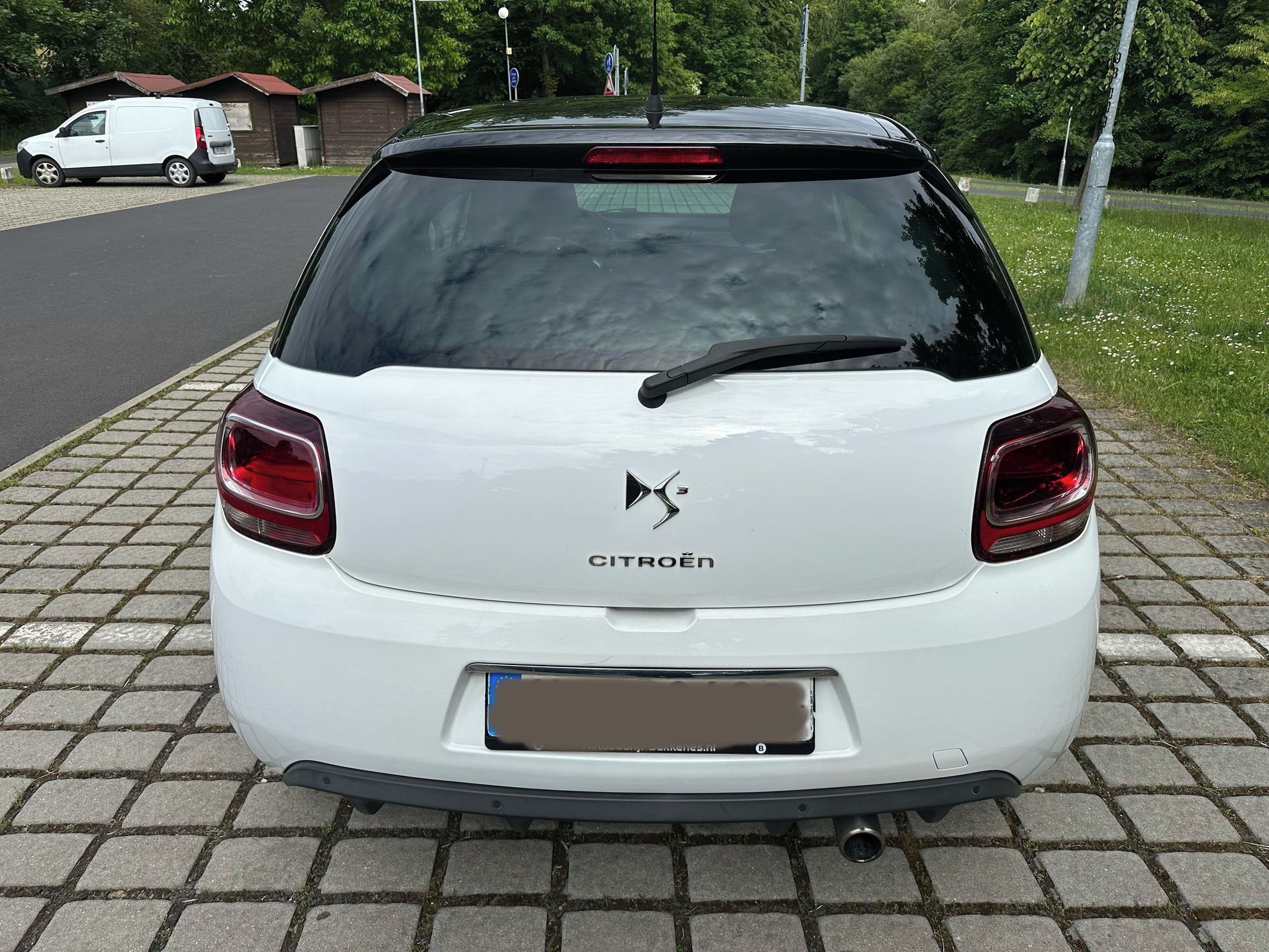 Citroën DS3, 1,6 HDi 68 kW - fotka 4