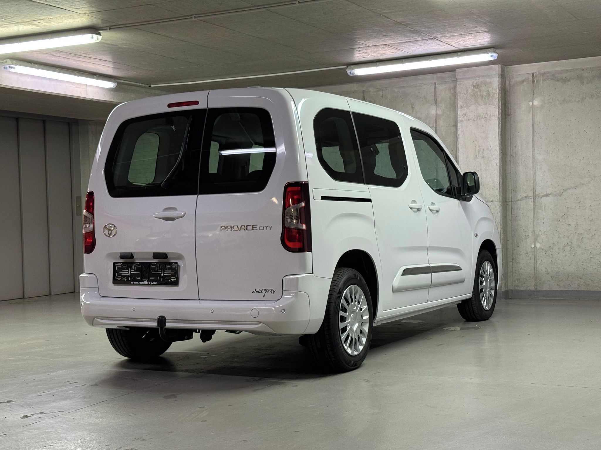 Toyota Proace City Verso, Business 1,2 Short - fotka 5