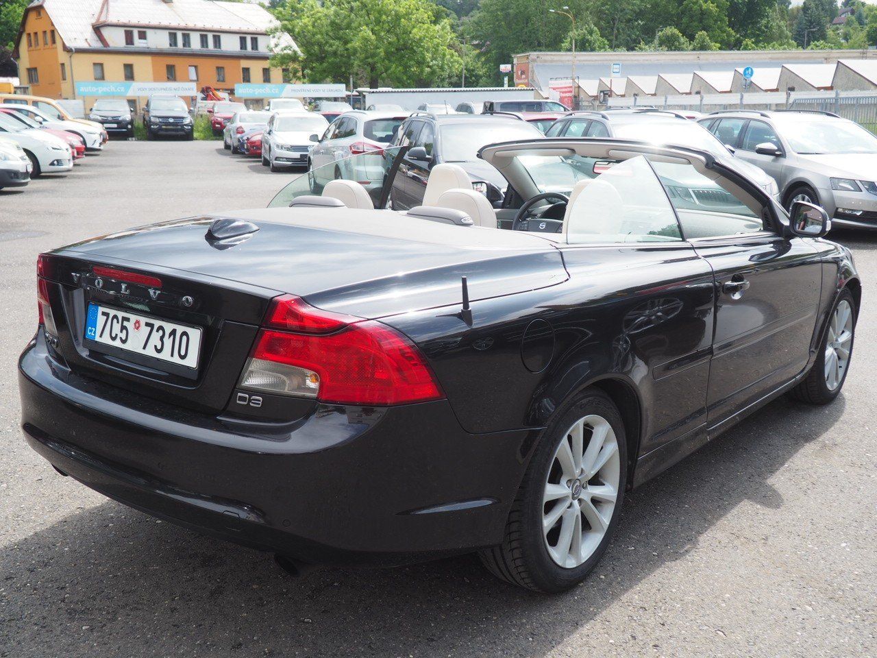 Volvo C70, 2.0D 110 kW Cabrio - fotka 4