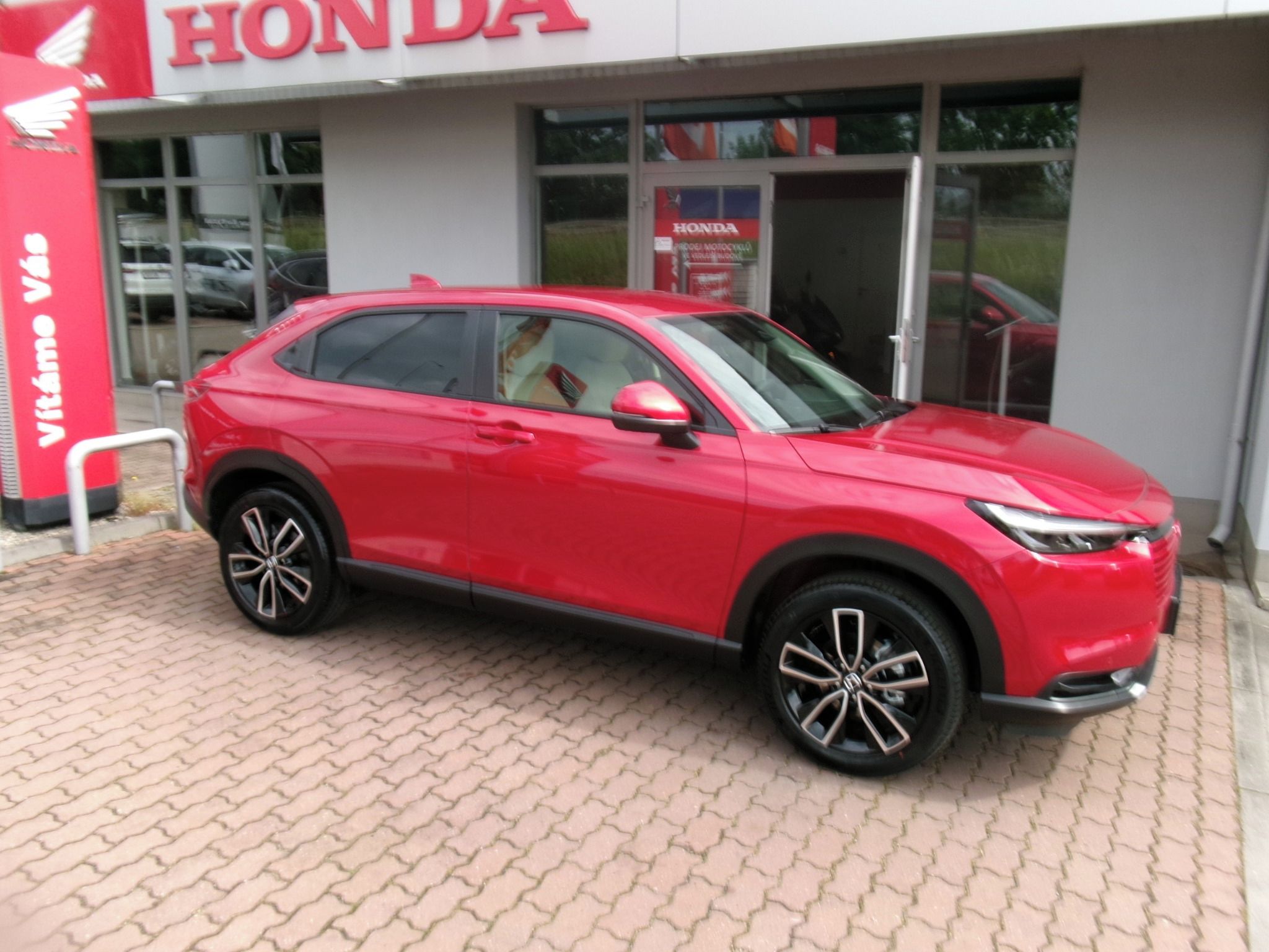 Honda HR-V, 1.5e:HEV ELEGANCE EXCLUSIVE 27 - fotka 3