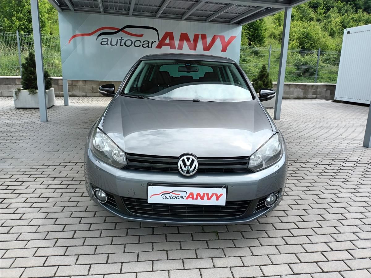 Volkswagen Golf, 1,2 TSI,SERVIS,VÝHŘEV,PARKING - fotka 2