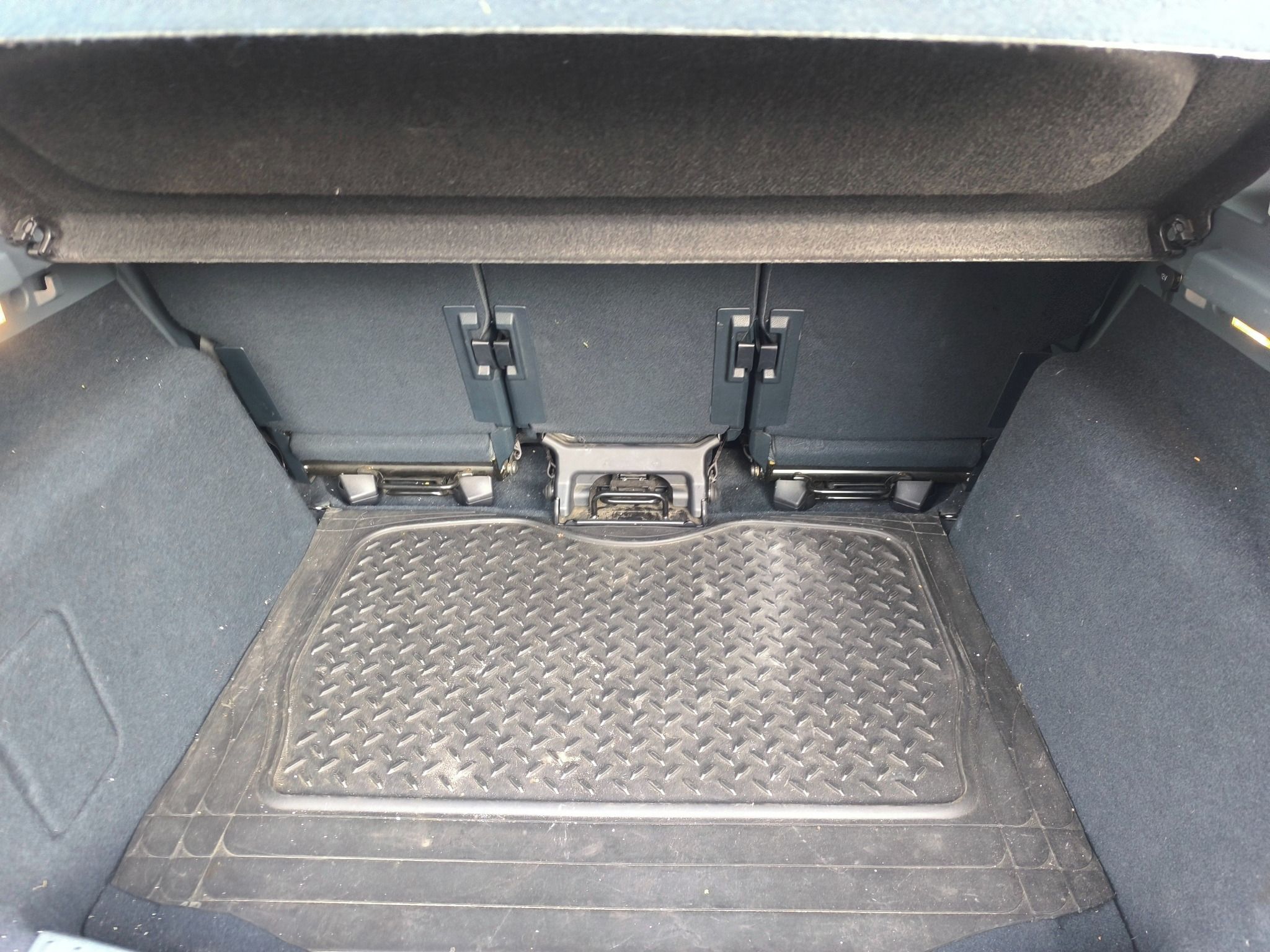 Ford C-MAX, 1.6,KRÁSNÝ,125KM,VÝBAVA,1MAJ51 - fotka 6