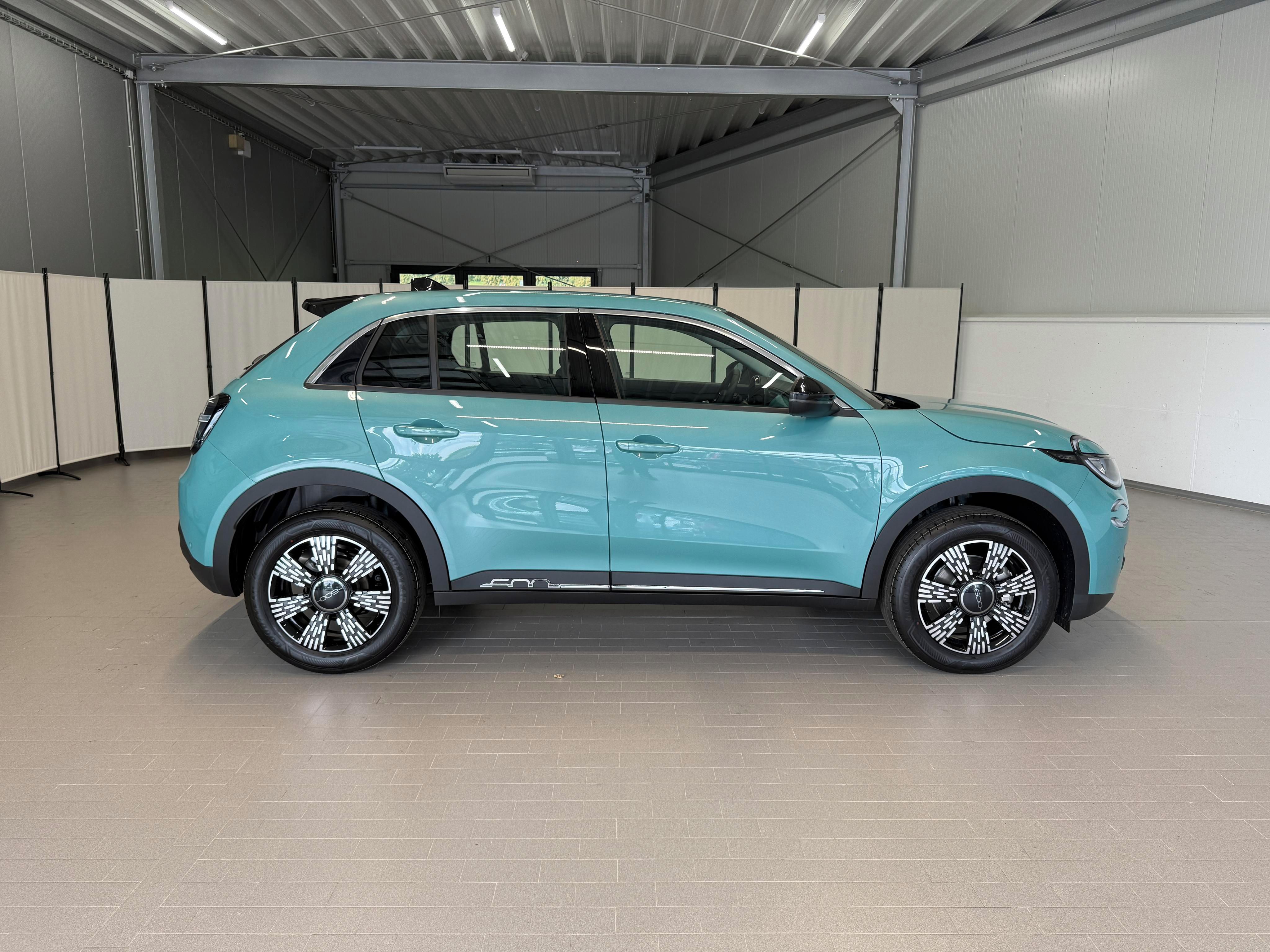 Fiat 600, 1.2 Turbo Hybrid 110k MHEV eDC - fotka 5