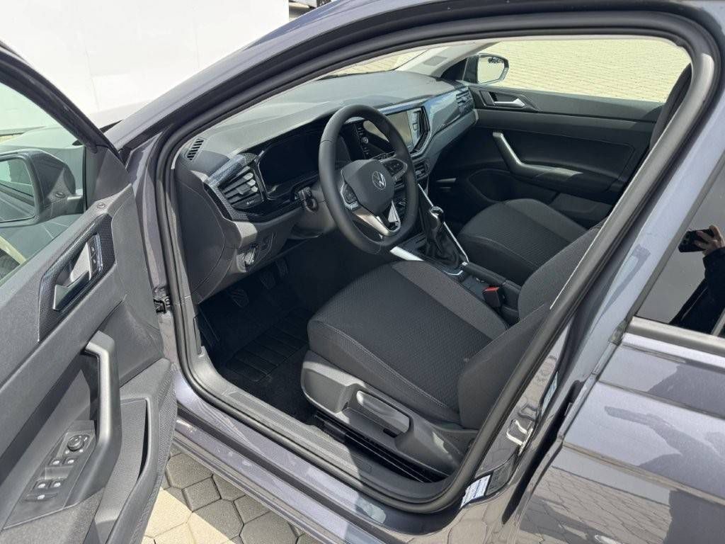 Volkswagen Polo, People 5G 1,0TSi - fotka 5