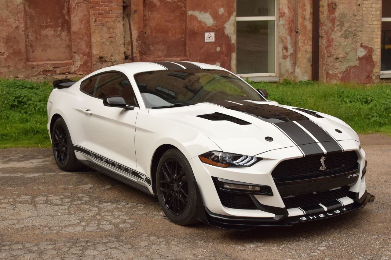 Ford Mustang, 3.7L Shelby GT500 Optik - fotka 4