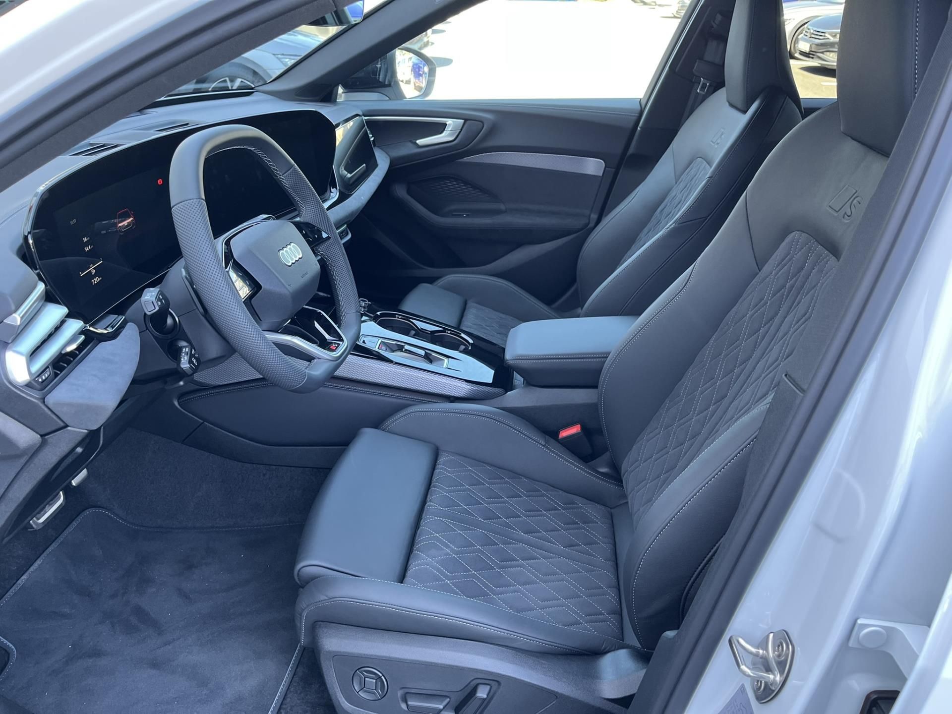 Audi A5, 2.0TDi 150kW quatrro - fotka 6