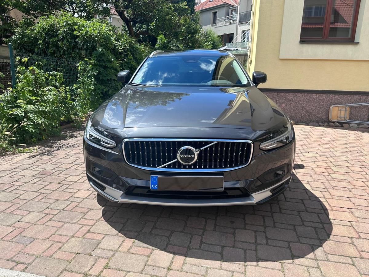 Volvo V90, B4  CC Ultimate Polestar - fotka 2