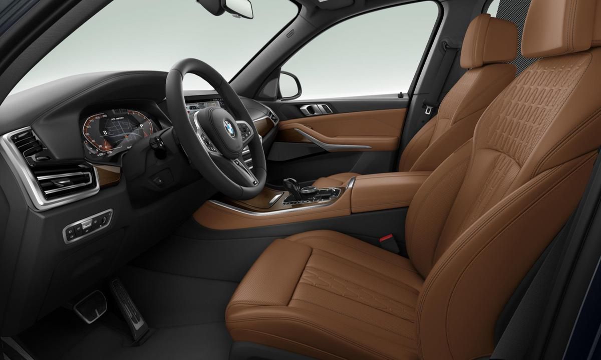 BMW X5, M50i - fotka 4