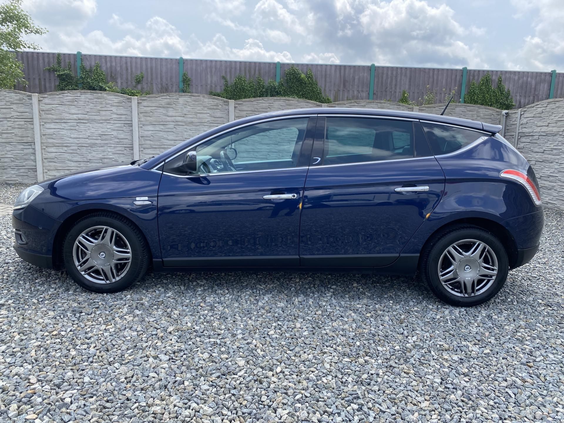 Lancia Delta, 2.0JTD 165PS SPORT NAVI SERVIS - fotka 6