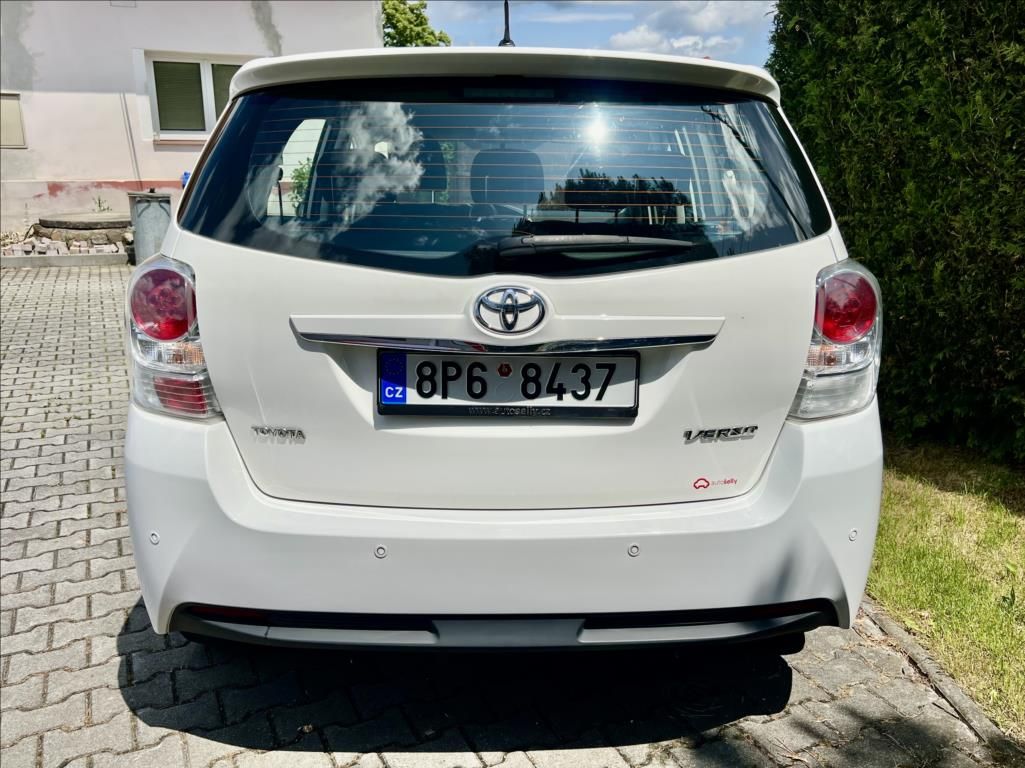 Toyota Verso, 1,6 KLIMA - fotka 4