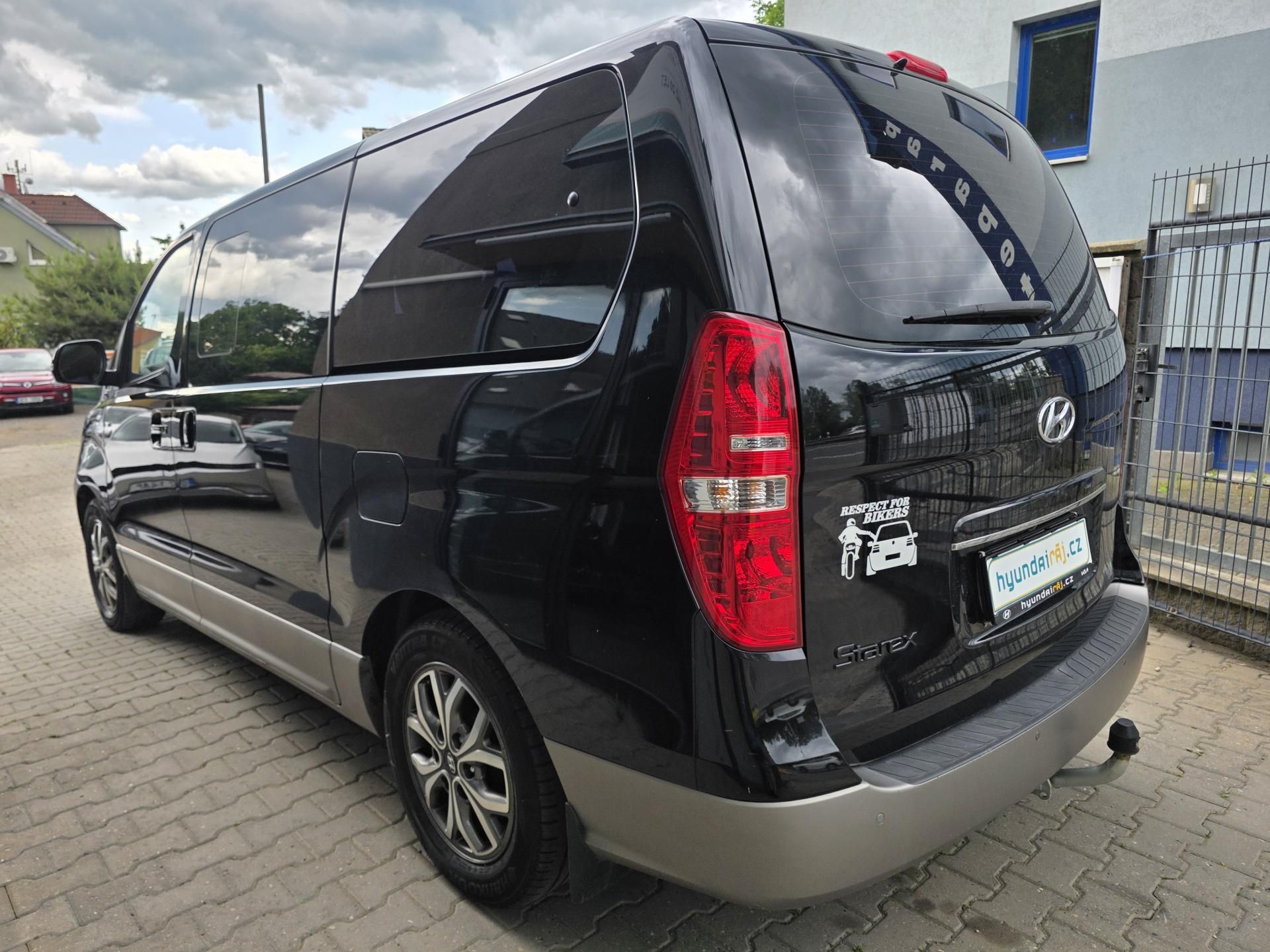 Hyundai H 1, 2.5-9míst-MAX.výbava-TOP stav - fotka 4