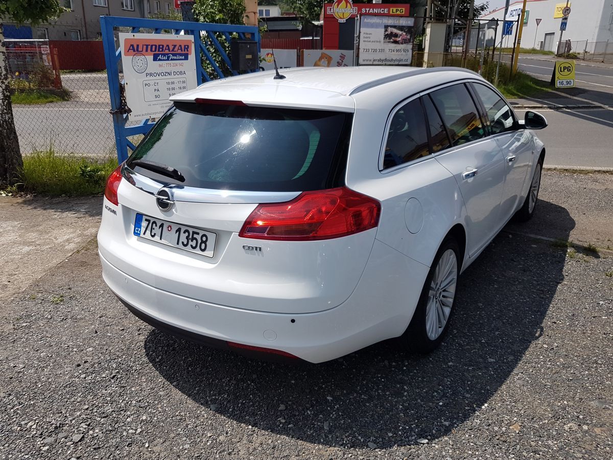 Opel Insignia, 2.0CDTi 118KW EL. KUFR - fotka 6