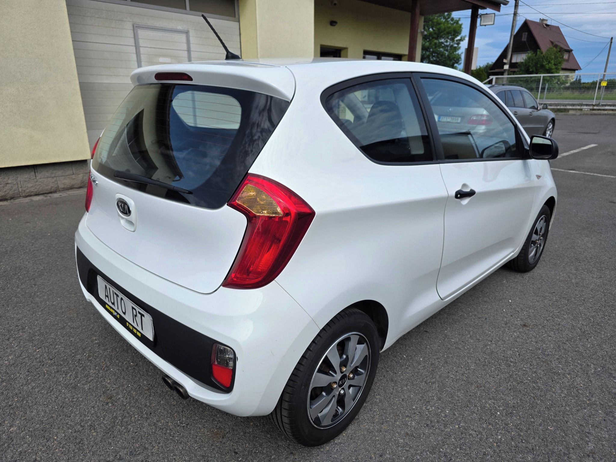 Kia Picanto, 1.0i51kW_SERVISKA - fotka 6