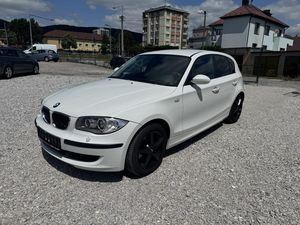 BMW Řada 1, 2.0i,SERVISKA,XENONY,2SADY KOL