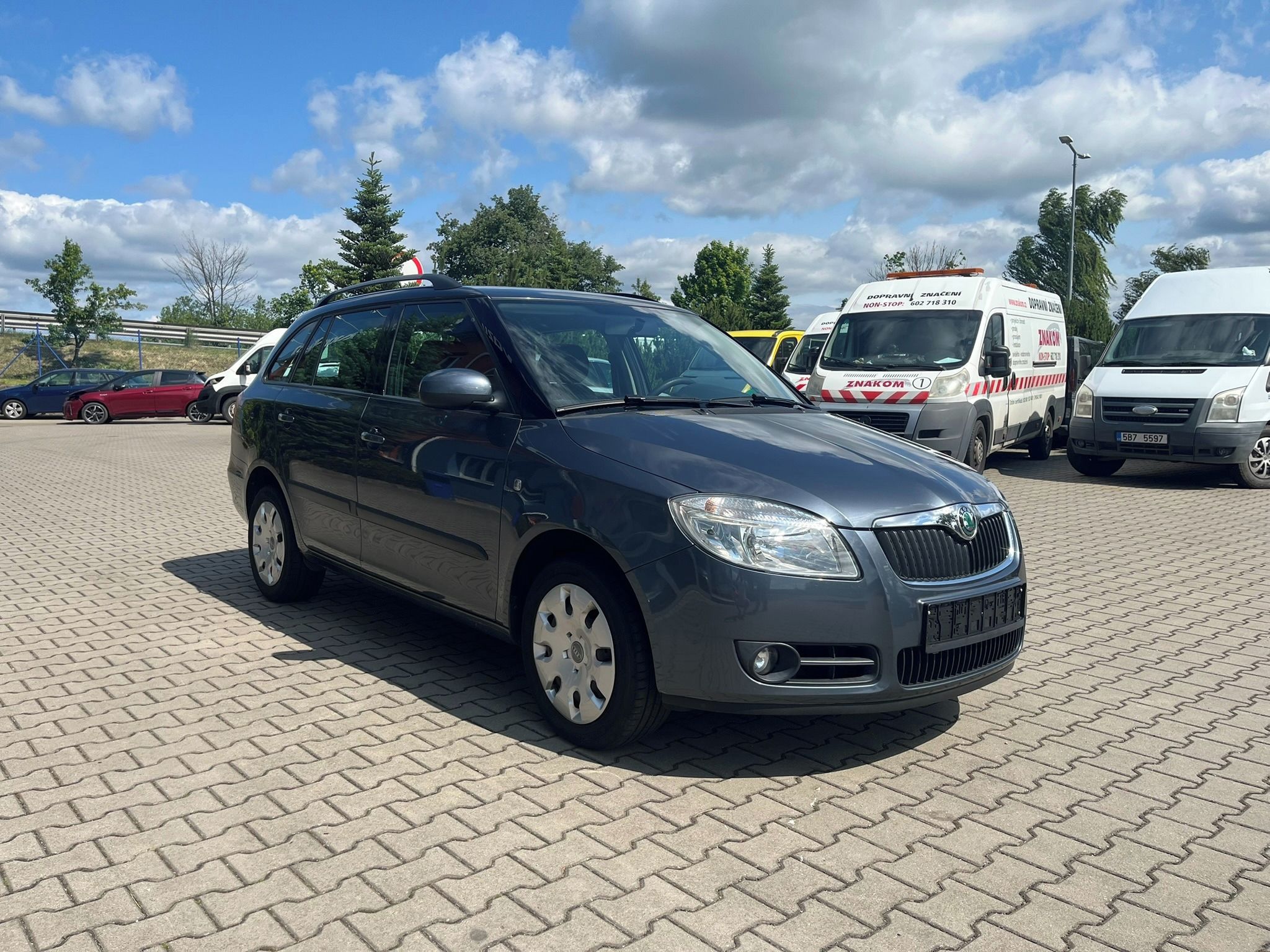 Škoda Fabia, COMBI 1,4 16v, 63kW - fotka 4