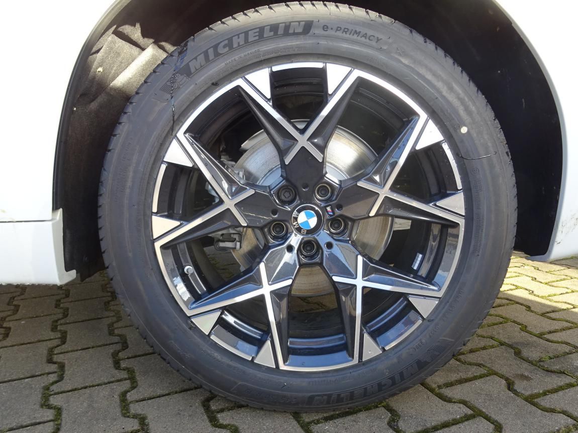 BMW X3, 20 xDrive - fotka 4