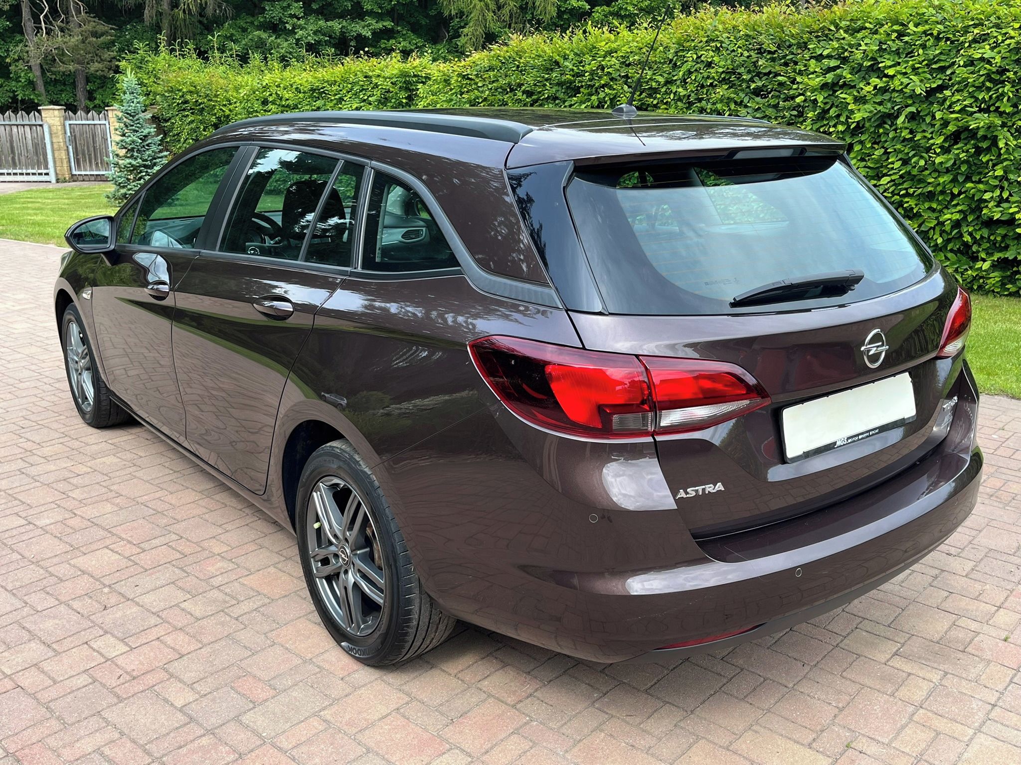 Opel Astra, 1.4T 92kW Tempomat Serviska - fotka 6