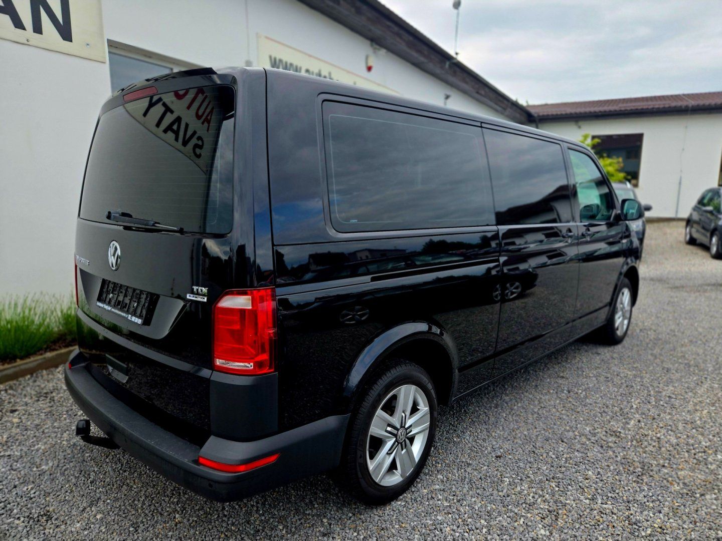 Volkswagen Transporter, 2.0 TDI Long,9míst,92tis.km - fotka 4