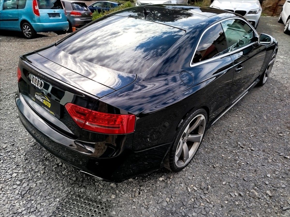 Audi RS5, 4,2 FSi V8 450 koní QUATTRO - fotka 6