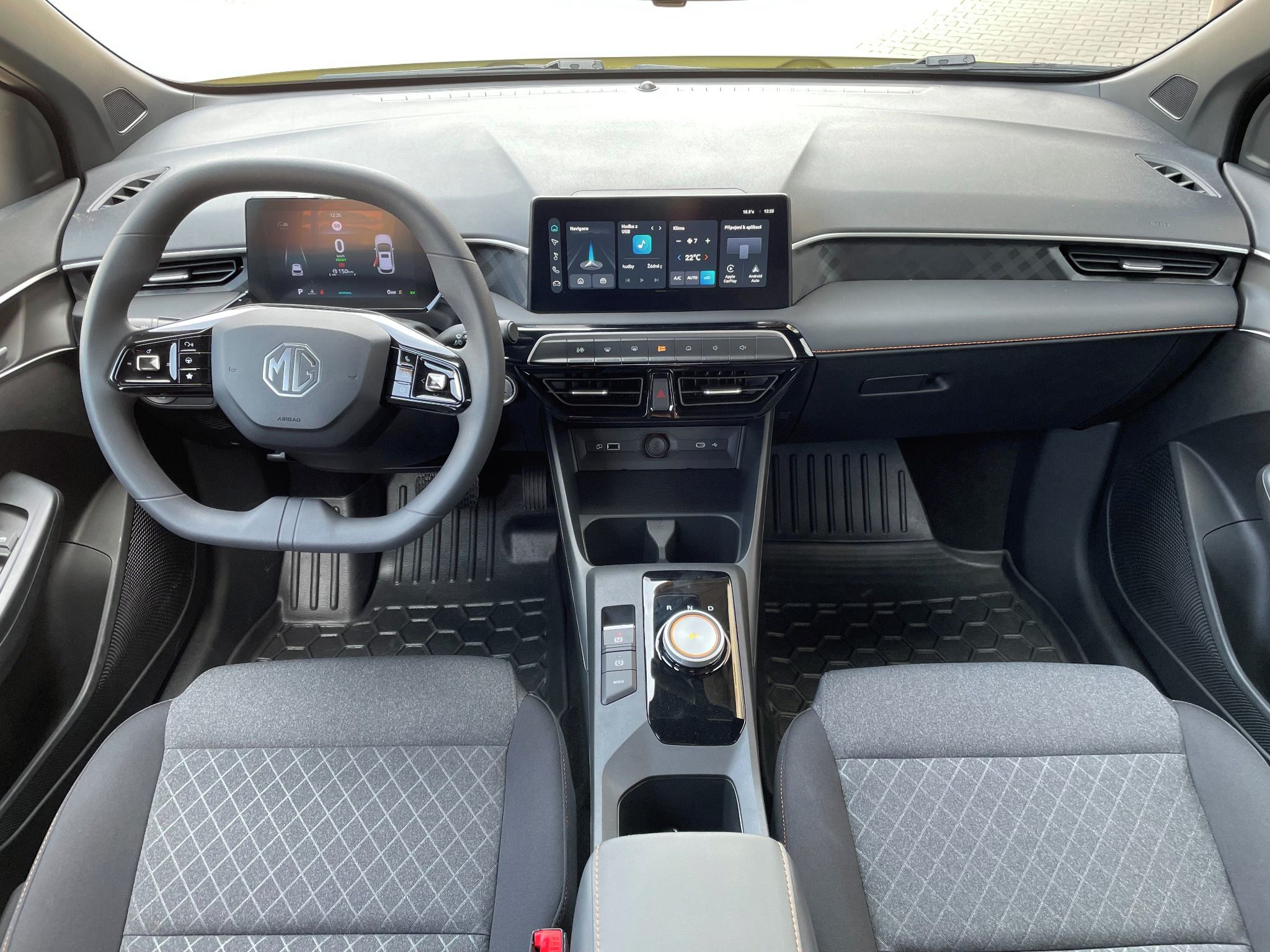 MG MG3, 1.5 HYBRID+ EMOTION - fotka 6