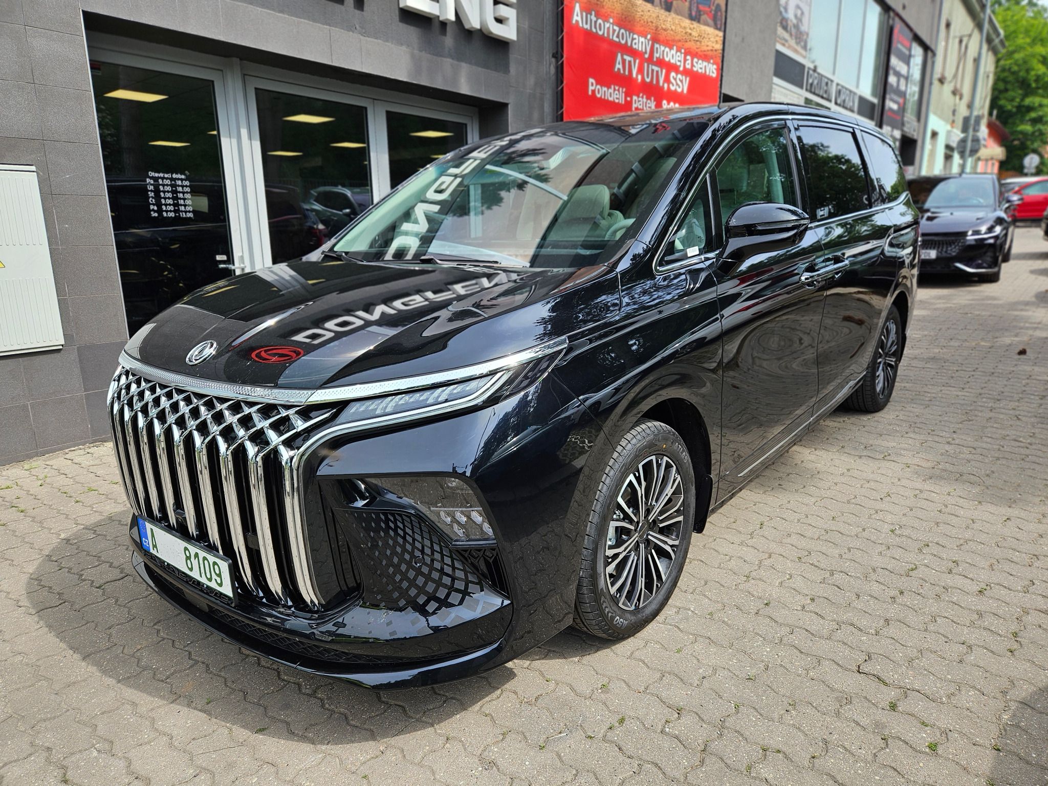 Dongfeng U-Tour, DONGFENG U-TOUR V9 - fotka 2