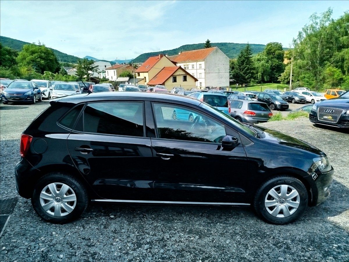 Volkswagen Polo, 1,2 i 51kW, 5-dv, KLIMA - fotka 6