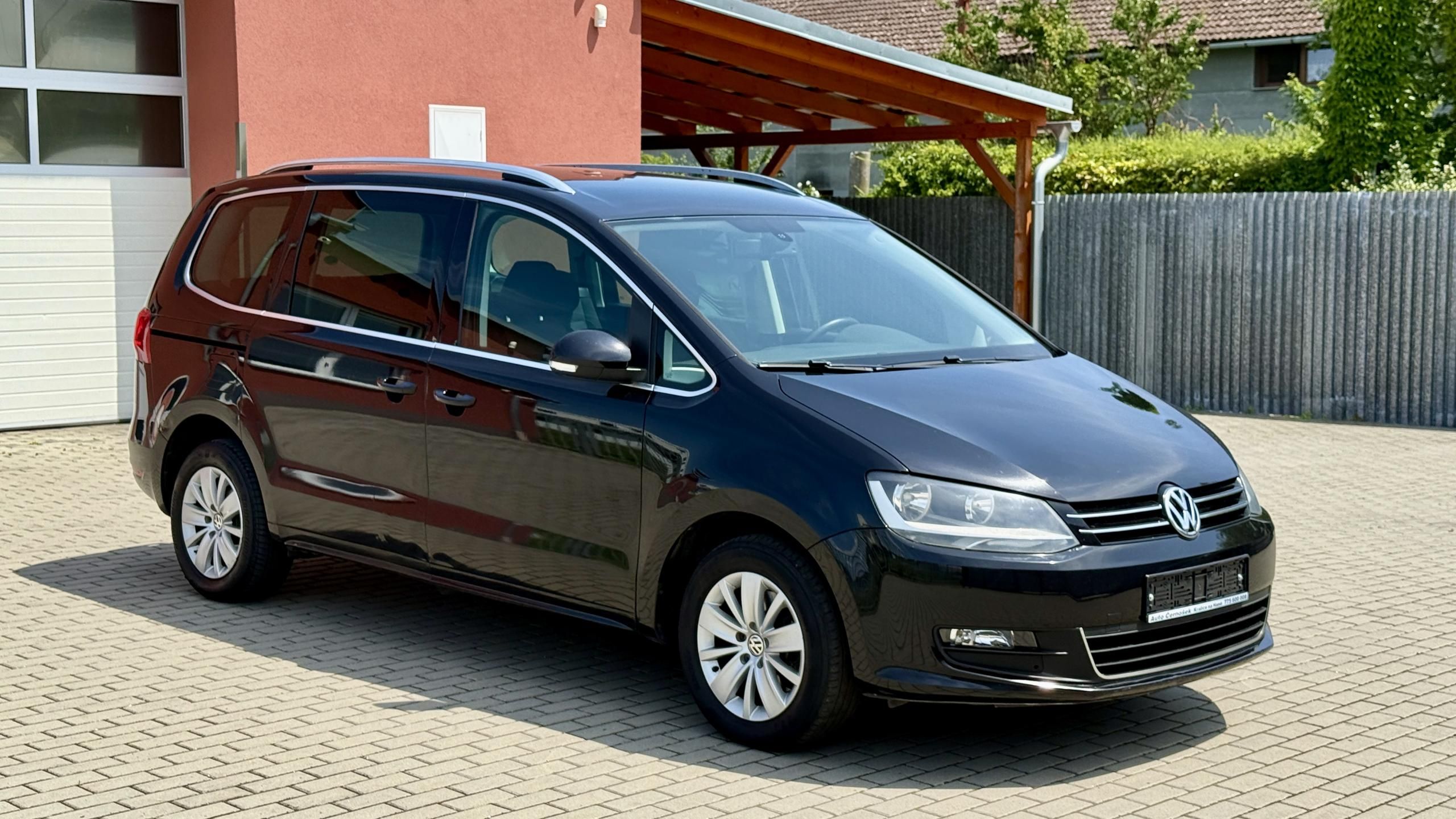 Volkswagen Sharan, 2.0TDi*103kW*7MÍST*BLUE-MOTION - fotka 5