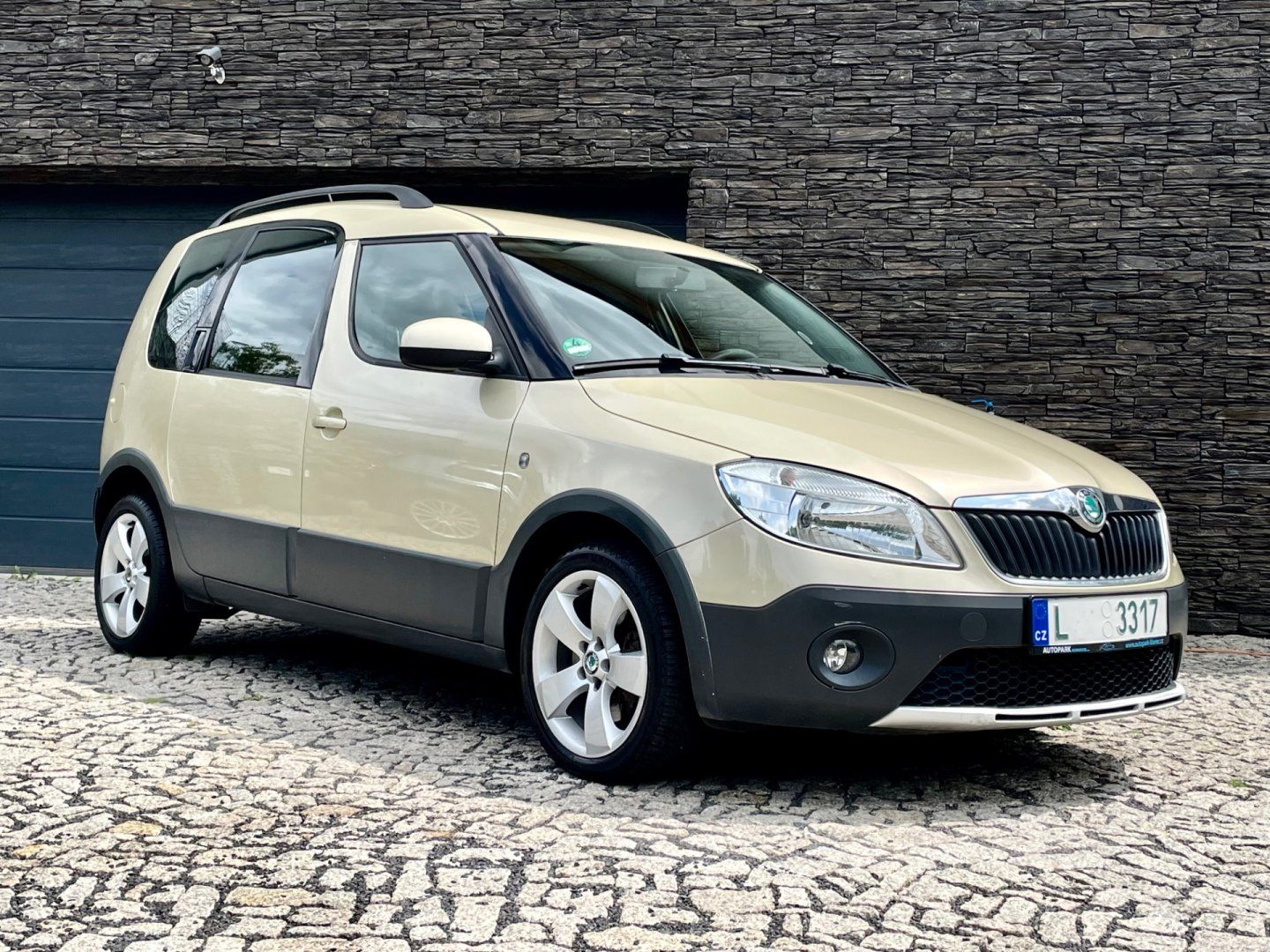 Škoda Roomster, 1.2 TSi Scout - fotka 3