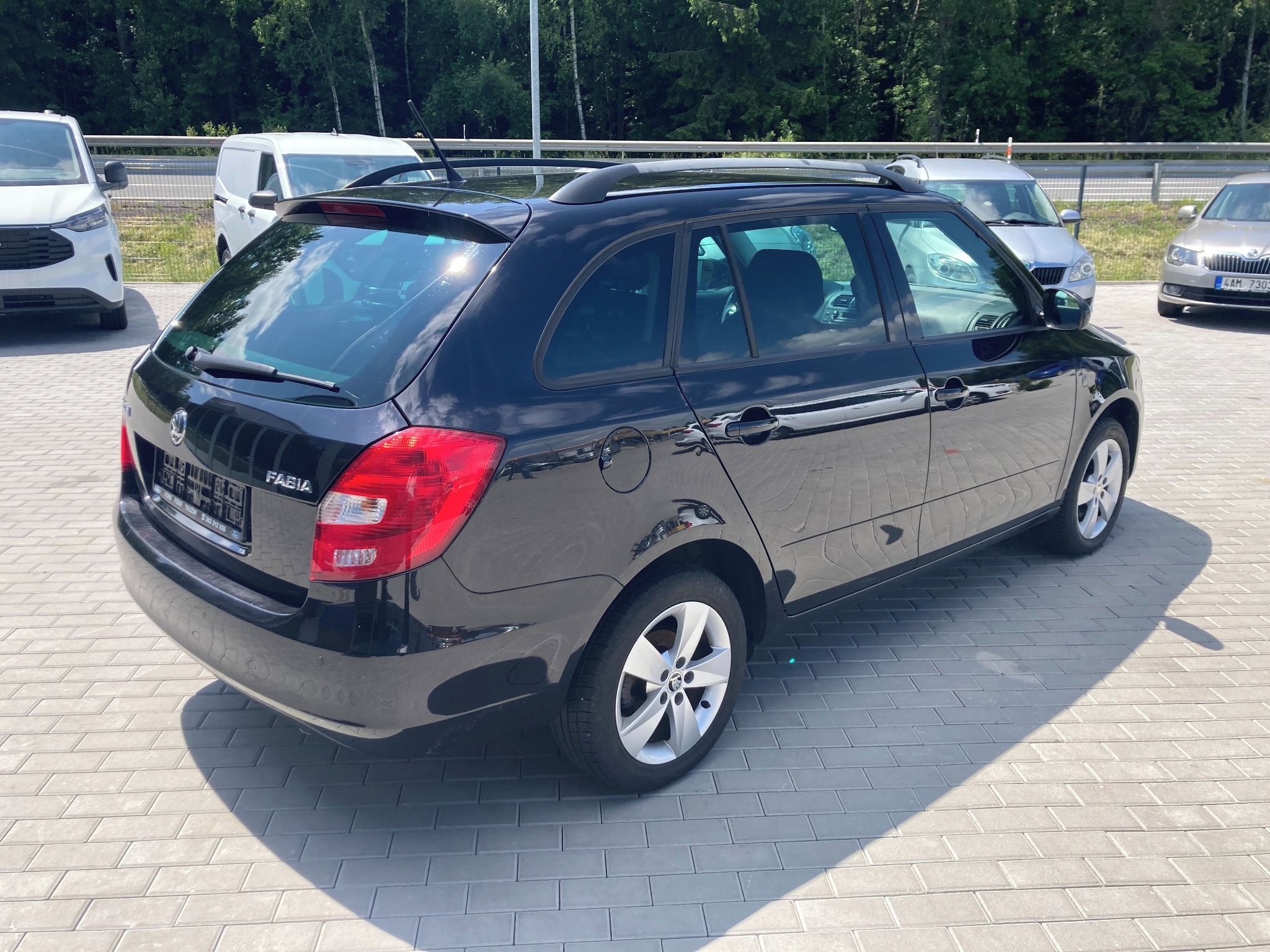 Škoda Fabia, 1,2 TSI, klima, vyhř.sed, temp - fotka 5