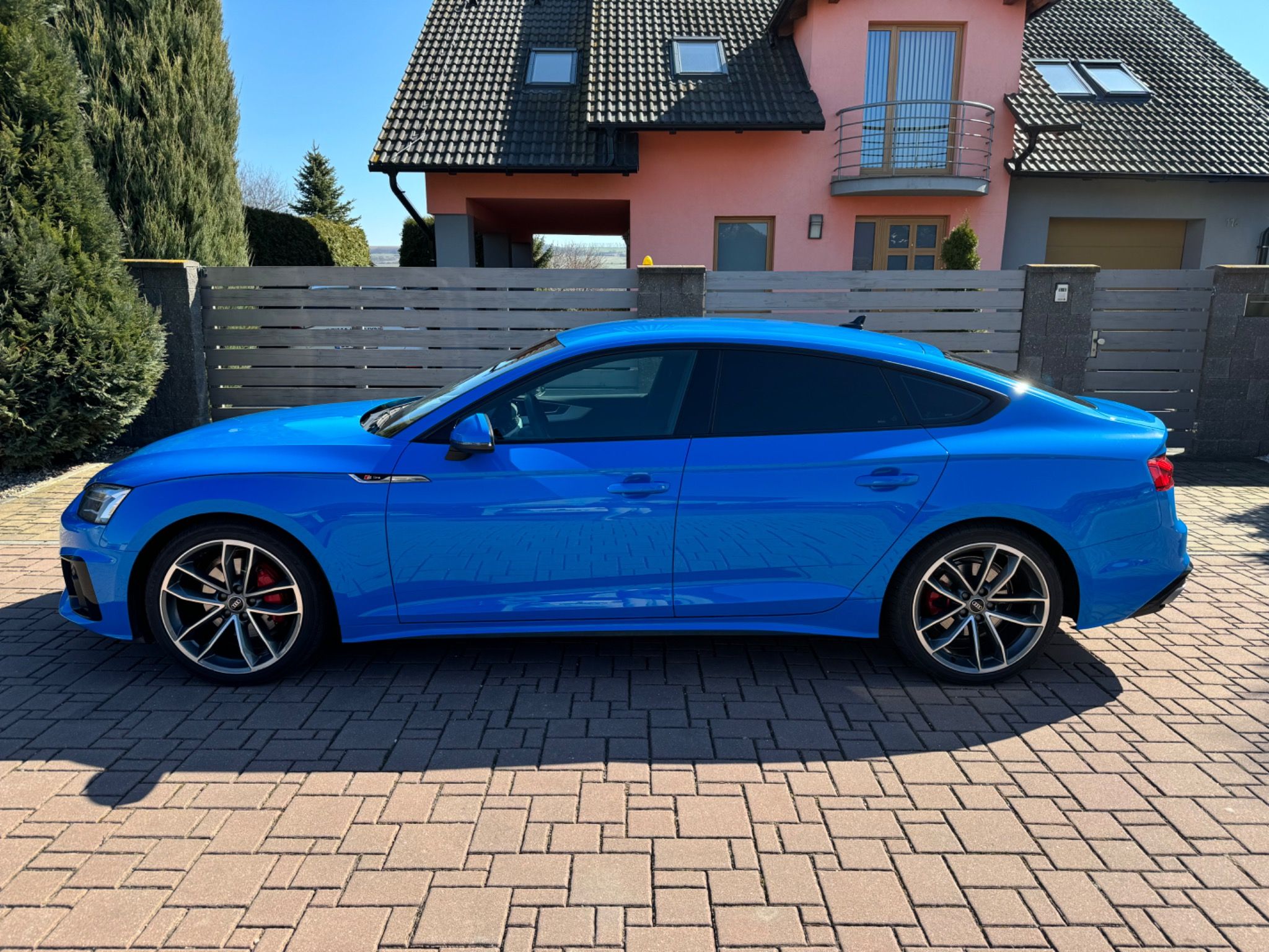 Audi A5, 40 TDI 4x4 S-line Servis DPH - fotka 2