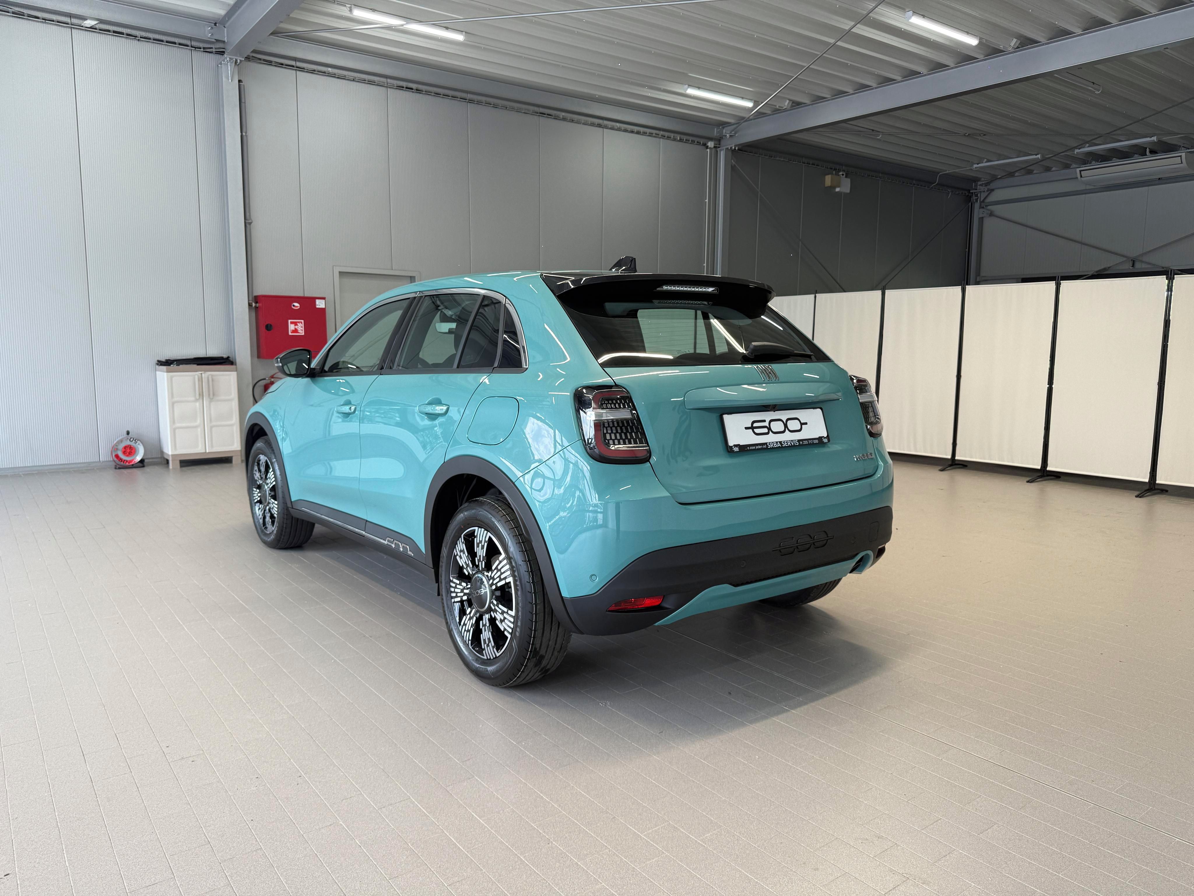Fiat 600, 1.2 Turbo Hybrid 110k MHEV eDC - fotka 3