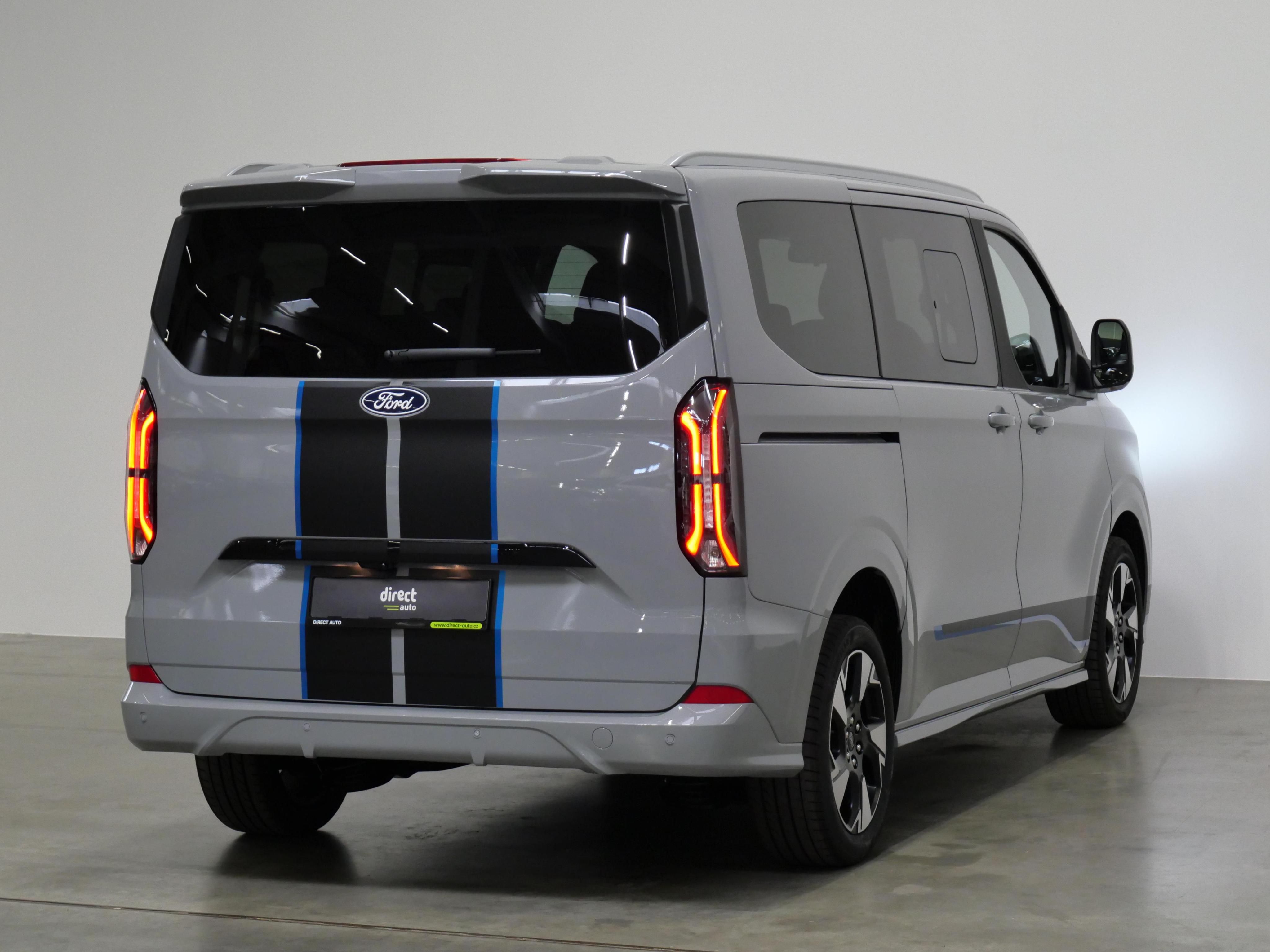 Ford Tourneo Custom, 2.0 EcoBlue 125 kW Sport L1 - fotka 2
